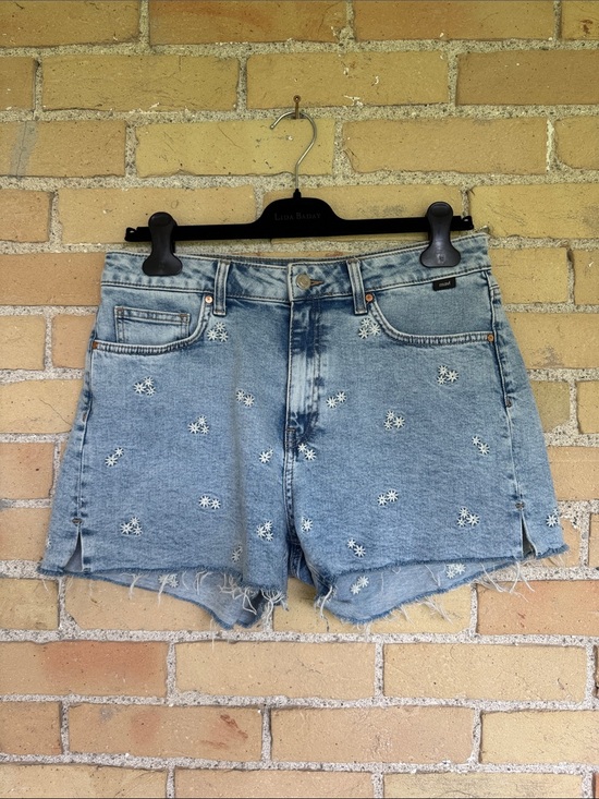 Mavi Pants - Mavi Heidi Light Blue Embroidered Denim Shorts